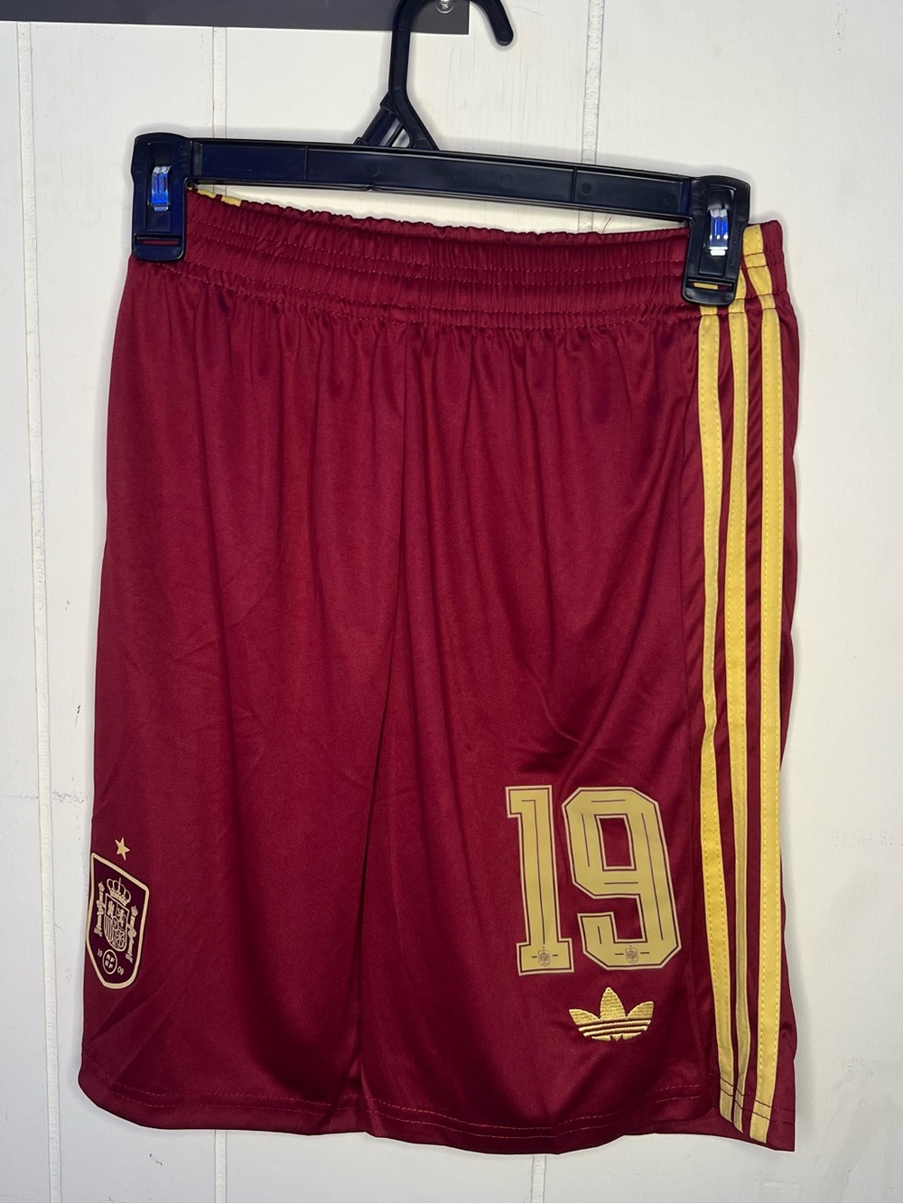 Lamine Yamal Spain Soccer Jersey and Burgundy Shorts Set - Picture 2 of 5